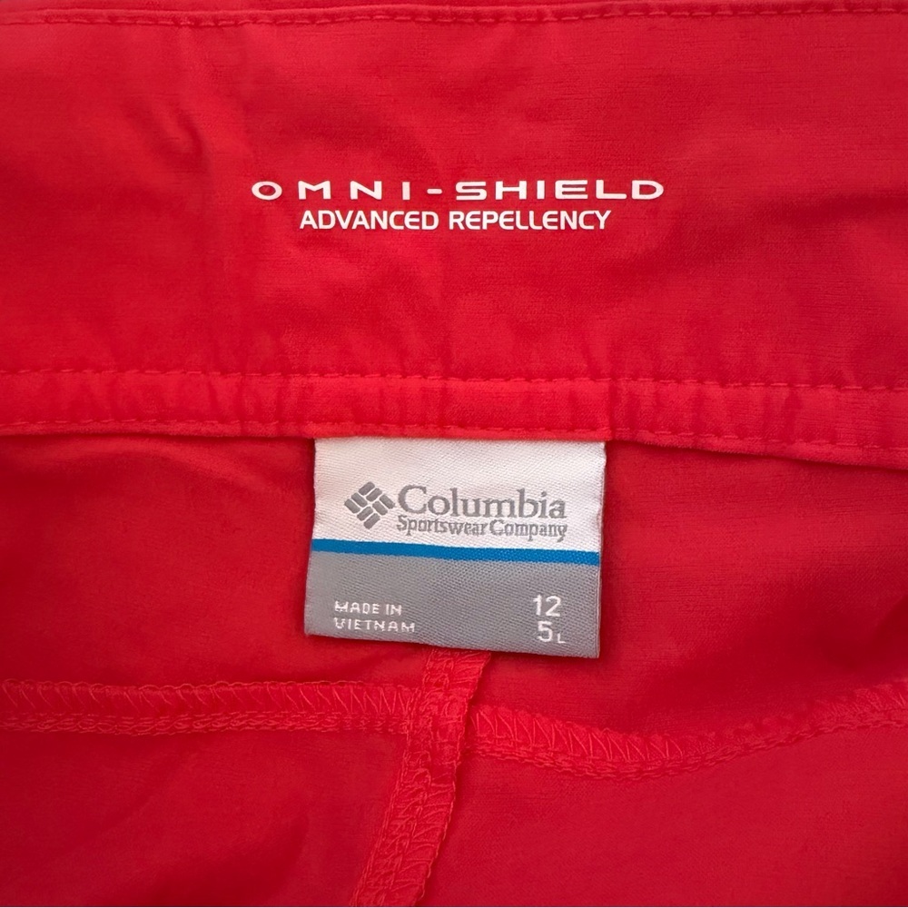 Columbia Women’s Omni Shield Coral Drawstring Shorts - Picture 3 of 3